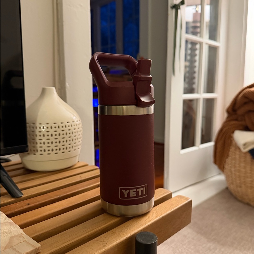 YETI Burgundy Wild Vine Rambler Jr 12 oz Stainless Steel kids water Bottle - Picture 2 of 7